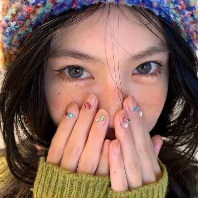 黑珍珠艾曼妞